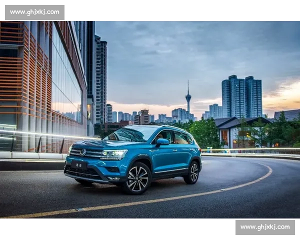 极速竞技巅峰对决:环绕城市与山野的自行车挑战赛全景展现 - 副本 - 副本