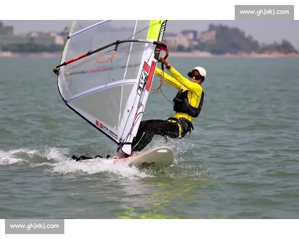 激情扬帆风起云涌 探秘帆船比赛背后的竞技魅力与挑战 - 副本 (2)